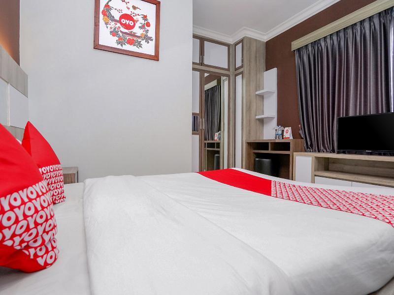 סוראבאיה Oyo 747 Cipunegara Residence מראה חיצוני תמונה