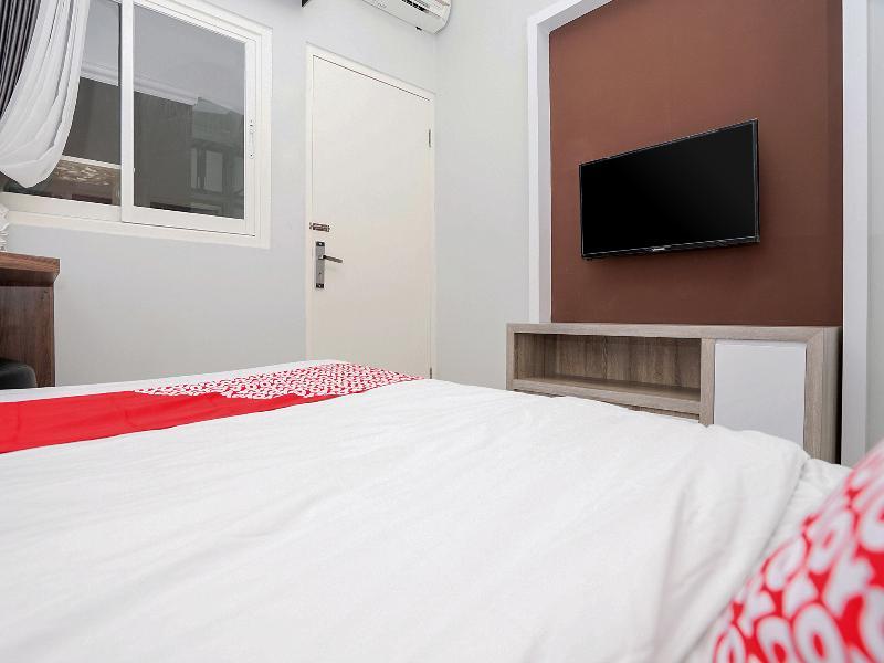 סוראבאיה Oyo 747 Cipunegara Residence מראה חיצוני תמונה