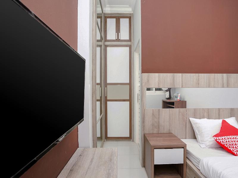 סוראבאיה Oyo 747 Cipunegara Residence מראה חיצוני תמונה